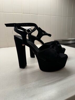 Black Platform Knot High Heel Sandals - Women